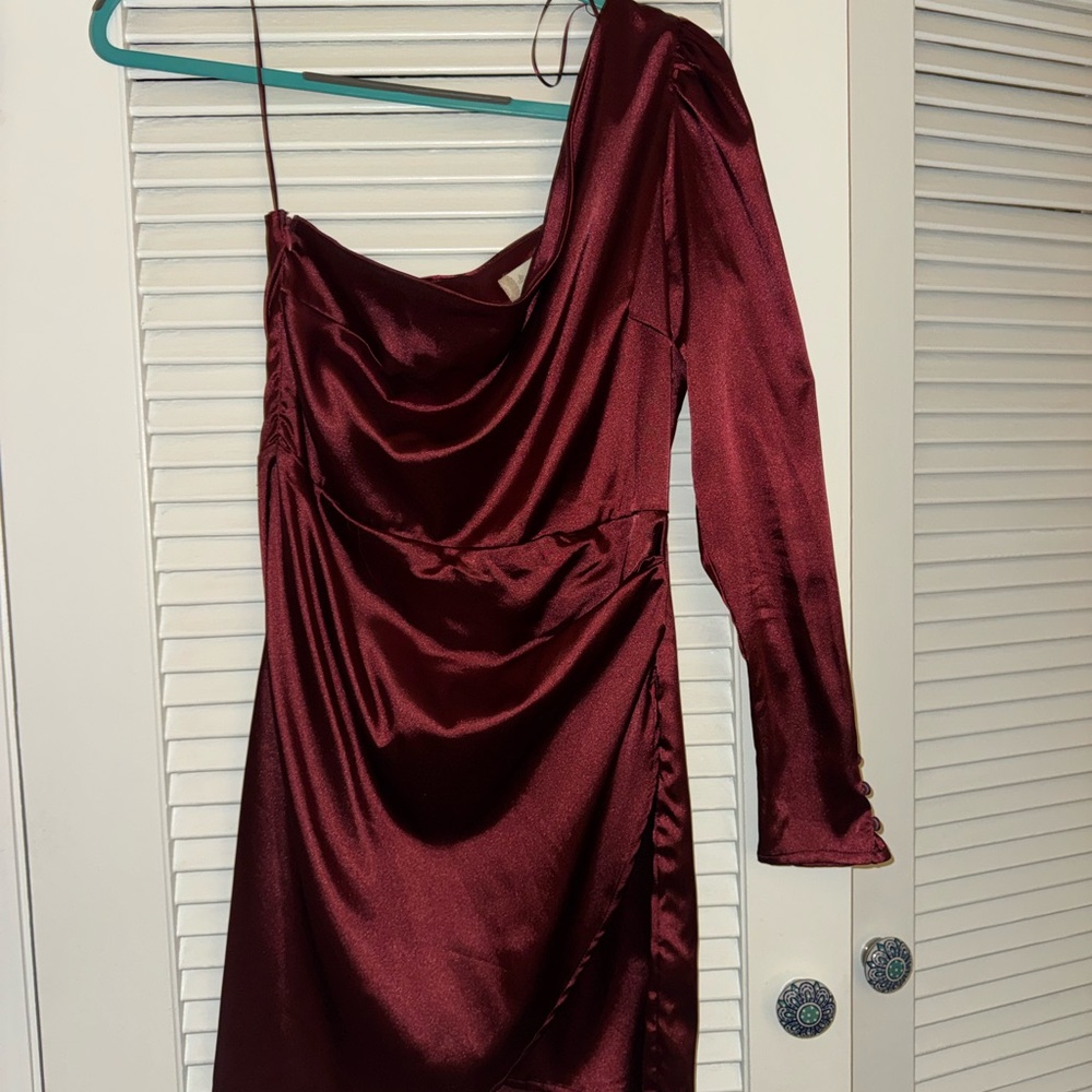 Elegant Burgundy One-Shoulder Dress - Altar’d State
